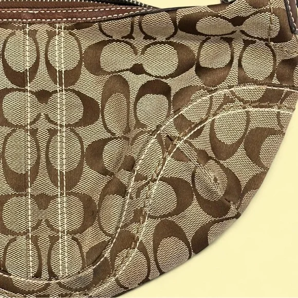 Y2K 2000s 🍒 Vintage Coach Brown Signature Jacquard Shoulder Bag Hobo Style - Picture 4 of 4